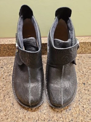 Alegria Caiti Ankle Boots 39 US 8.5 Black Leather Buckle Strap CAT-586 - Image 1 of 4