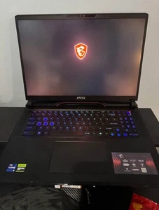MSI Raider GE78H, 17.0", 240Hz, Intel Core i9 13th, 64GB DDR5, 2TB SSD, RTX 4090 - Foto 1 di 10