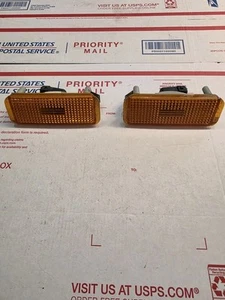 JAGUAR XJ6 FRONT FENDER SIDE MARKER LIGHTS LEFT + RIGHT OEM 1995 1996 1997 AMBER - Picture 1 of 6