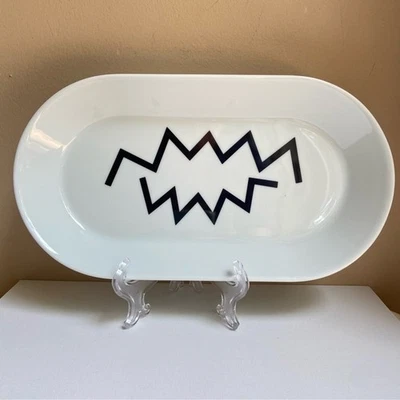 IKEA oval serving tray in white ceramic with black abstract zig zag design - Image 1 of 4