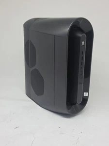 Dell Alienware Aurora R11  i9-10900KF - 32GB - RTX 3070 8GB - No Storage - Picture 1 of 15