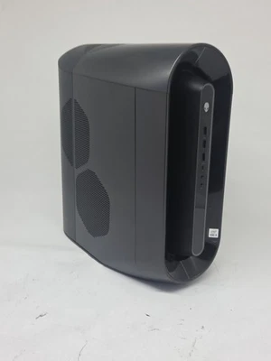 Dell Alienware Aurora R11  i9-10900KF - 32GB - RTX 3070 8GB - No Storage - Image 1 of 4