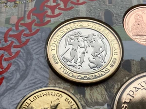 2001 ISLE OF MAN BRILLIANT UNCIRCULATED TWO 2 POUND COIN BU - Picture 1 of 5