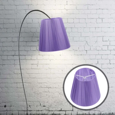 Clip de pantalla de tela en cilindro pequeño envuelto en tela estilo retro Foto 1 de 4