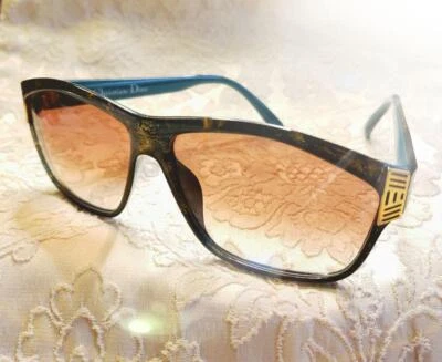 Gafas de sol Dior vintage hechas en Alemania buen estado verde dorado para mujer Retoro Foto 1 de 4