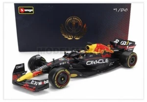 BURAGO BU28026-VER RED BULL - F1 RB18 TEAM ORACLE RED BULL RACING N 1 WORLD CHAM - Foto 1 di 2