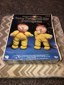 FACTORY SEALED 1977 VALIANT CRAFTS BABY TWIN DOLL KIT #25 IRISH POWERS - Picture 1 of 4