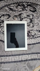 Apple® iPad 4th Generation 16GB Wi-Fi 9.7” in grey - Picture 1 of 3