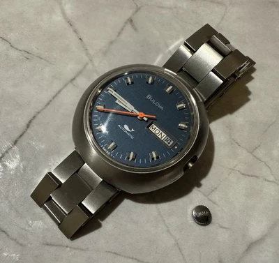 Needs Repair - Vintage Bulova Sea King Automatic Whale Watch 1970 Blue - Image 1 of 4