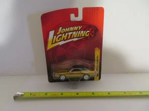 Johnny Lightning JL18 1969 Chevy Camaro RS Gold 2011 MOC - Picture 1 of 4