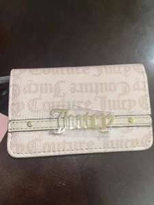 Juicy Couture Sandstein kurze süße längliche Kunstleder-Geldbörse mit Doppelfaltung Neu mit Etikett - Bild 1 von 7