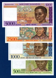 Madagaskar 5000, 2500, 1000, 500 Francs Banknote 1995 1998 1994 UNC!! - Bild 1 von 2