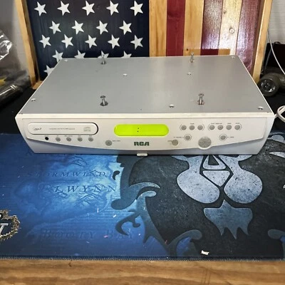 Rca BLC524 Undermount CD/Radio/TV - Image 1 of 4