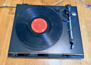 Vintage Quasar Model No. CL56 Belt Drive Automatic Turntable System - Picture 1 of 7