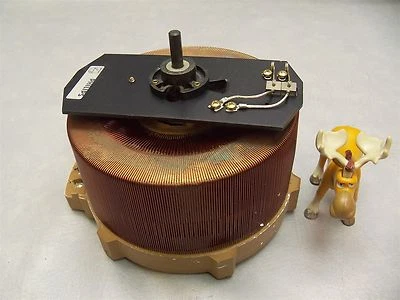 Transformador Philips tipo 2422 529 00008 T40-E 50-400Hz 3 amperios  Foto 1 de 4