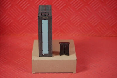 Siemens 6ES7322-1BL00-0AA0 / 6ES7 322-1BL00-0AA0 Simatic S7-300 FS: 8 TOP!!! - Bild 1 von 4