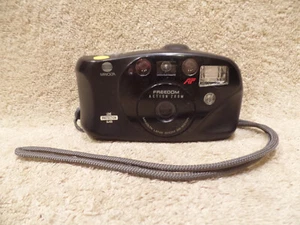 Minolta Freedom Action Zoom Camera 35mm Point & Shoot AF Film Tested Working - Picture 1 of 3