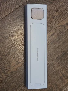 Apple Watch Series 5 40mm Aluminum Gold Case Pink Sand Sport Band - MWV72LL/A - Picture 1 of 3