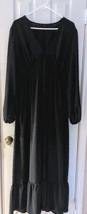 Schwarzes langes Freizeitkleid mit Rüschen unten und Gummizug. 2XL - Bild 1 von 11