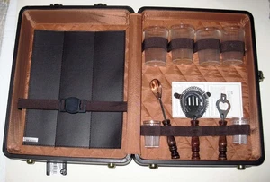 Vintage 1970's Destinations Portable Travel Bar Combination Lock + Instructions - Picture 1 of 9