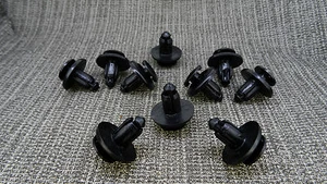 10X Audi A1 A2 Bumper Trim Panel Clips 7-8mm - Picture 1 of 10