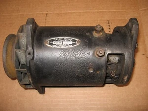 DELCO REMY 52U E8 GENERATOR 1930's 1940's CHEVY OLDS BUICK PONTIAC WORKS - Picture 1 of 6