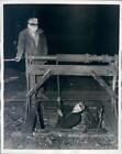 1938 Press Photo AR Manganese Mine Buster Thatcher, Ira Shale - ner54035