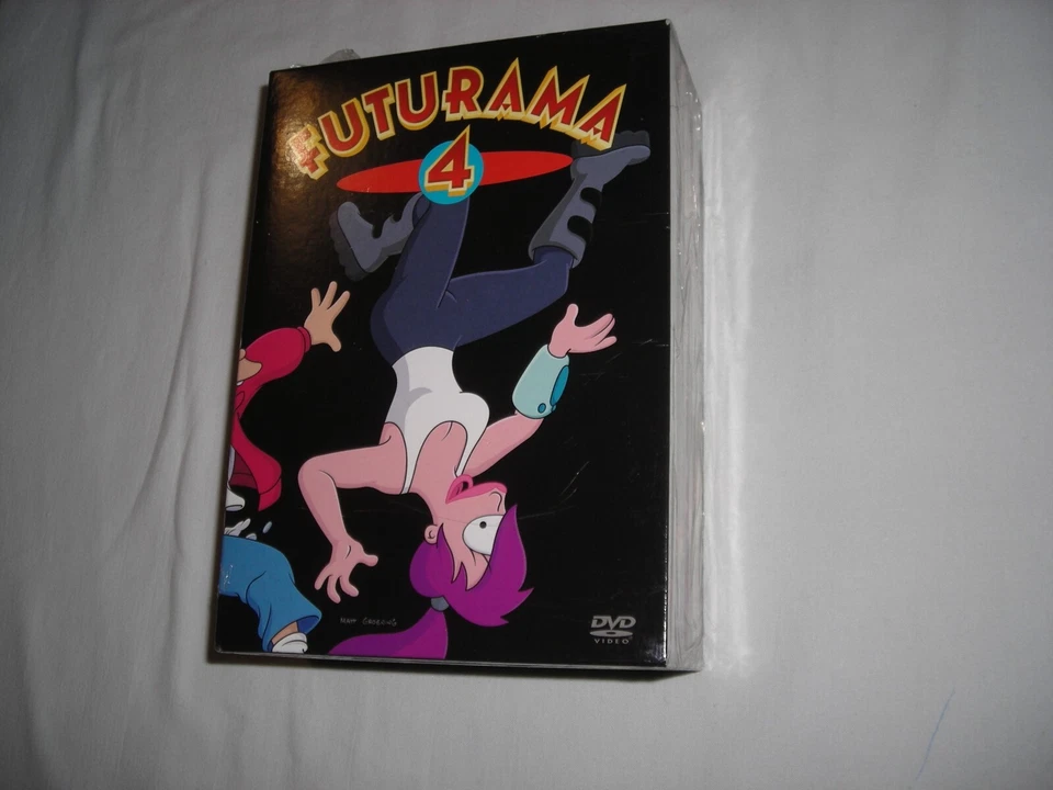 FUTURAMA STAGIONE 4 QUATTRO COFANETTO 4 DVD COME NUOVO - Immagine 1 di 1
