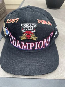 Vintage Chicago Bulls Snapback Hat 1997 NBA Champions Locker Room Jordan - Picture 1 of 7
