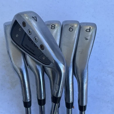 Juego de palos de hierro de golf Warrior personalizados 4-6 8-PW WGC diestros acero Foto 1 de 4