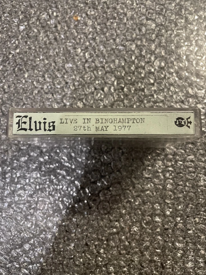 Elvis Rare Collectors Tapes | Live In Binghampton 27/5 1977| Unreleased Concerts Foto 1 de 2