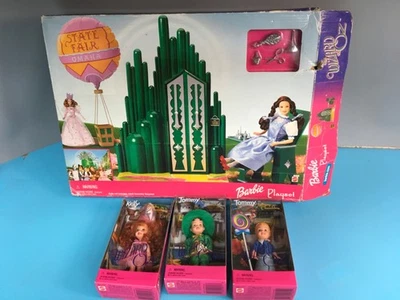 (4) Barbie Mágico de Oz State Fair Emerald City Playset & Munchkins [Mattel 2000] - Imagem 1 de 4