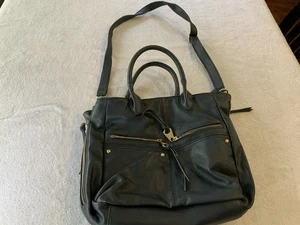 charming charlie purse SKU 2547 - Picture 1 of 5