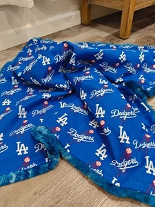 Personalisierte Babydecke, Babydecke LA, Los Angeles, Baseballdecke, LA. D - Bild 1 von 4