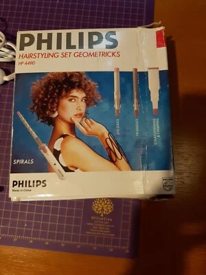 Philips HAIRSTYLING SET GEOMETRICKS HP4490, Bodenfund, neu  - Bild 1 von 4