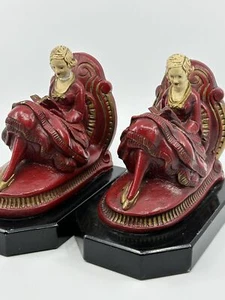 J B Hirsch / Pair of Vintage Woman Reading on Lounge Figural Sculptural Signed - Foto 1 di 7