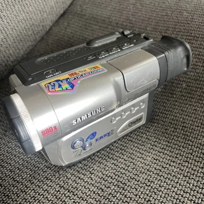 Samsung SCW71 SC-W71 HI8 8mm Video8 Camcorder VCR Player Recorder Video Transfer - Image 1 of 4