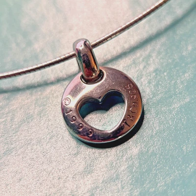 Collar de alambre vintage Tiffany & Co plantilla de plata recortada corazón colgante 16" Foto 1 de 4