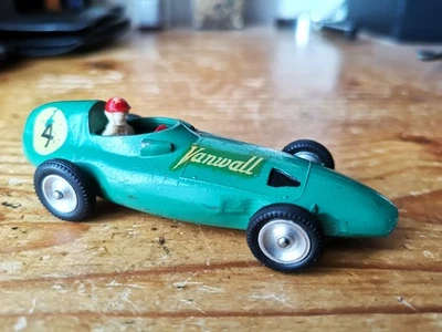 SOLIDO Vanwall F1 - SÉRIE 100 - 1/43 - Photo 1/4