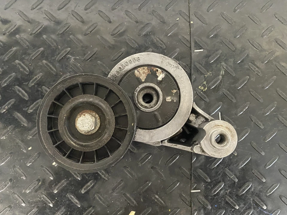 OEM 2004-2012 Dodge Durango Aspen Dakota 4.7 Accessory Belt Tensioner 53030958 - Image 1 of 4