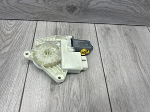 VW Golf MK7 Estate Wagon Power Window Regulator Motor Rear Right 5Q4959812A - Picture 1 of 4