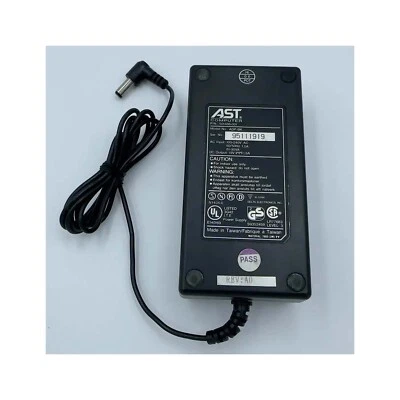 Ast ADP-BK 19V 1.6A 30W 5.5x2.1mm AC Adapter Transformer - Image 1 of 3