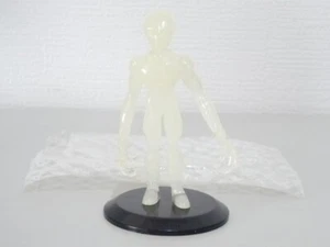 Majestic Collection Roswell Type Alien Limited Glow Figure Akutagawa UFO Monster - Foto 1 di 20