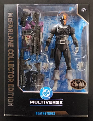 DC Multiverse McFarlane Collector Edition Deathstroke Platinum Figure - Image 1 of 4