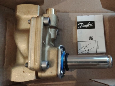 Danfoss - 032U7116 Soleniod Valve -  EV220B - 15B G 12F NC000 - Image 1 of 4