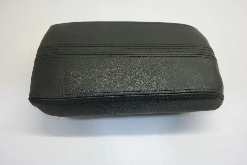 2010-12 LINCOLN MKZ Front Floor Console Lid FWD Without Hybrid - Image 1 of 4