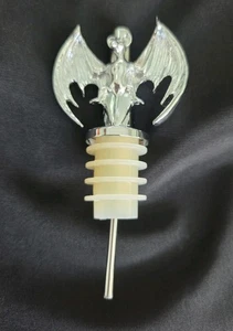 Bacardi Rum Gothic Bat Pour Spout Silver Metal Liquor Bottle Stopper Puerto Rico - Picture 1 of 7