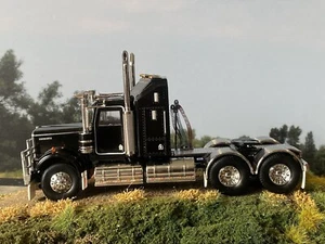 Diecast 1:50 Scale Kenworth W900 - Picture 1 of 3