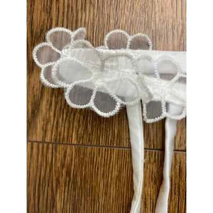 NWT Victoria's Secret Size XS Cream Sheer Floral Bridal Garter Belt $39.50 - Picture 1 of 6