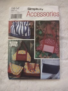 Simplicity Shirley Botsford Pattern 5812 Totes Bags in 3 Sizes and Styles Cut - Picture 1 of 3